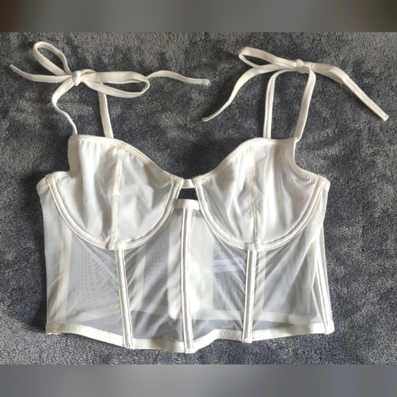 Chic White Sheer Corset Bra - Picture 1 of 7